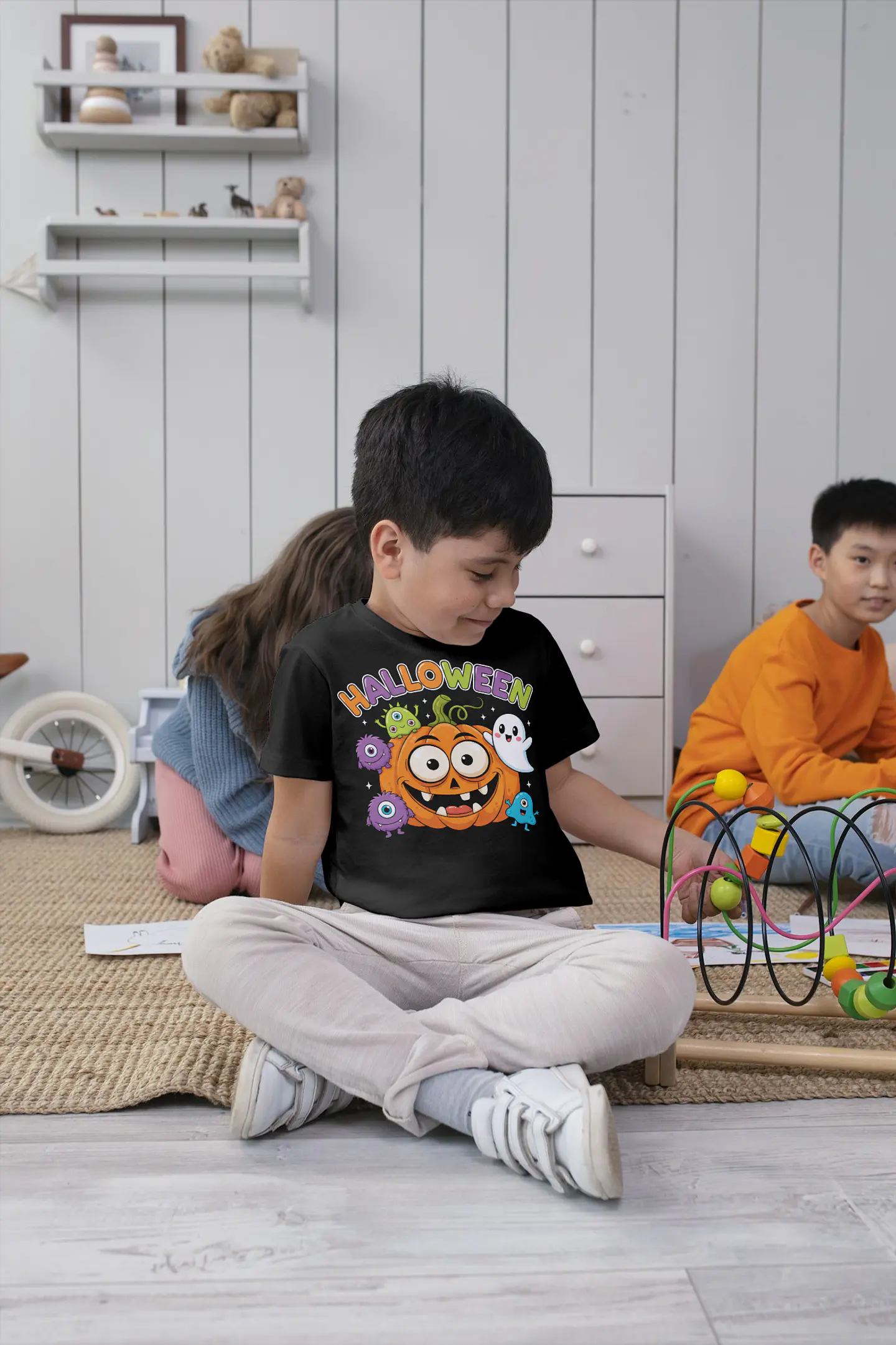 T-shirt Infantil Halloween – Abóbora Divertida & Mini Monstros 1