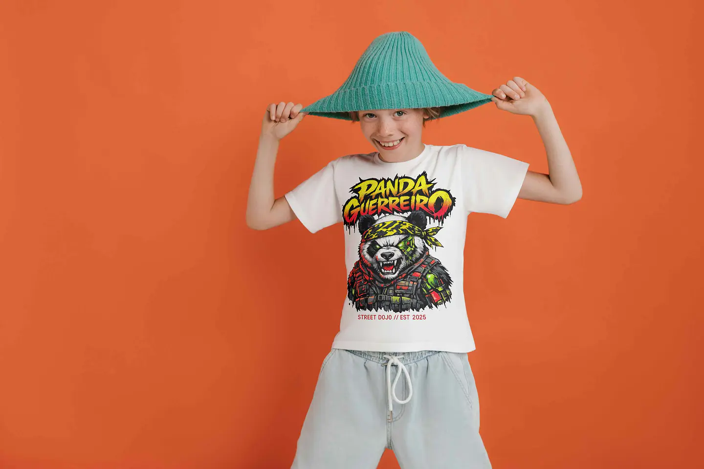 T-shirt Infantil Panda Guerreiro Neon 1