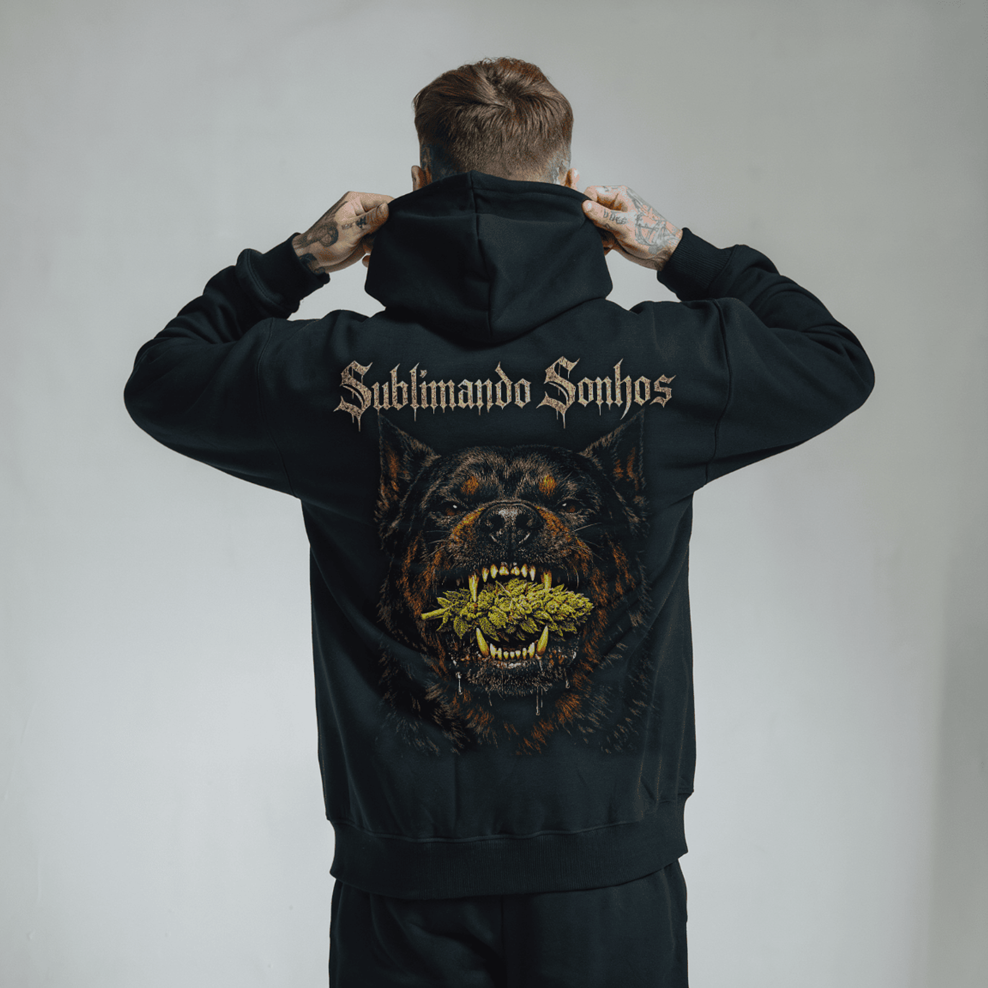 Hoodie Premium Sublimando Sonhos K9 Goth Weed - Edição Limitada Metalcore 1