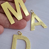 MAXI LETRAS 27MM LIJADAS ORO