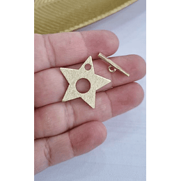 BROCHE ESTRELLA 28MM ORO