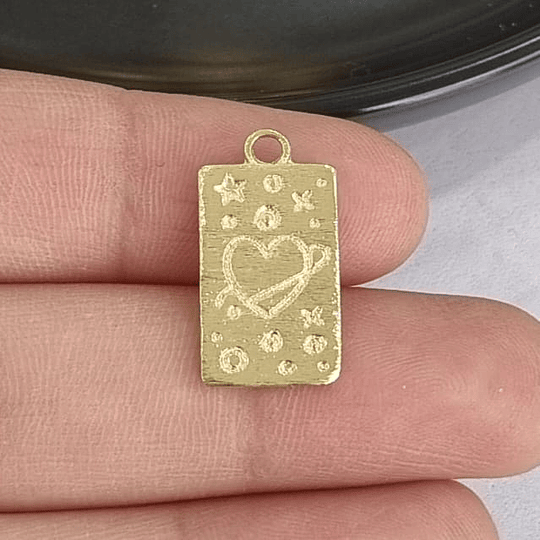 COLGANTE CORAZÓN UNIVERSO 20MM ORO