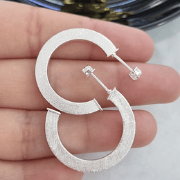 ARGOLLAS SATINADAS 29MM PLATA