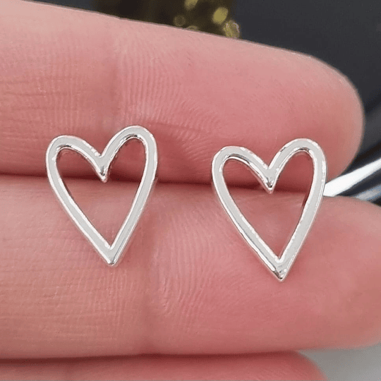 AROS CORAZÓN CALADO PLATA