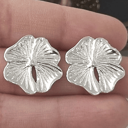 AROS FLOR 4 PETALOS PLATA