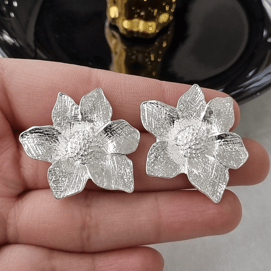 AROS FLOR 6 PETALOS PLATA