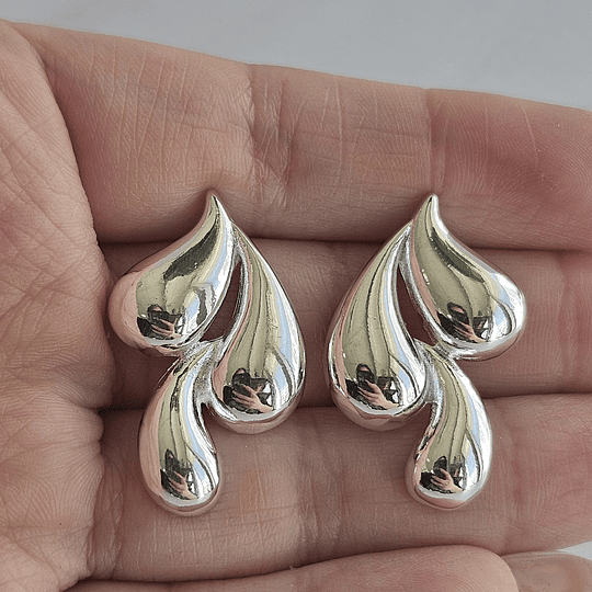 AROS TRIPLE GOTA HUECA PLATA