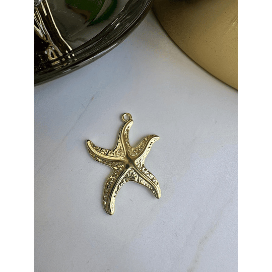 COLGANTE ESTRELLA DE MAR 35MM ORO