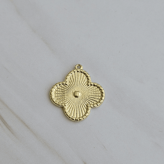 COLGANTE TRÉBOL 4 HOJAS RAYADO ENCH.ORO