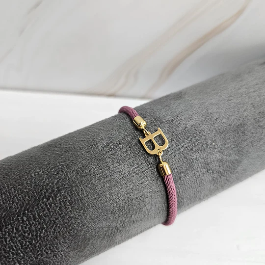 PULSERA CORDÓN INICIAL MORADO CENIZA BAÑO ORO 