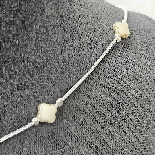 COLLAR/CHOCKER TRÉBOL APERLADO 35CM + ALARGUE ENCH.PLATA