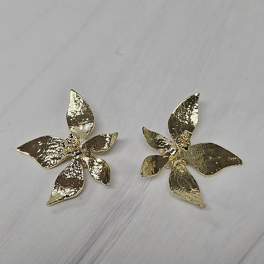 AROS FLOR PETALOS IRREGULARES 33MM ENCH.ORO