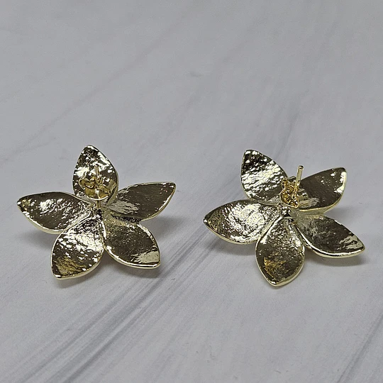 AROS FLOR HAWAIANA PERLAS 27MM ENCH.ORO