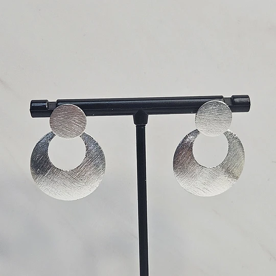 AROS CIRCULAR CALADO LIJADO 28MM ENCH.PLATA