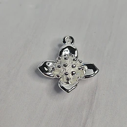 COLGANTE FLOR DE CIRUELO 20MM ENCH.PLATA