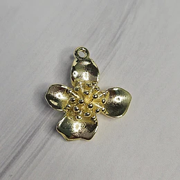 COLGANTE FLOR DOGWOOD 20MM ENCH.ORO