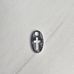 MINI MEDALLA OVALADA CRUZ 12MM ENCH.PLATA