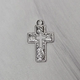 COLGANTE CRUZ RELIEVE 20MM ENCH.PLATA