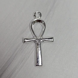 COLGANTE CRUZ EGIPCIA 25MM ENCH.PLATA