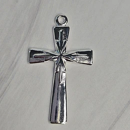 COLGANTE CRUZ MODERNA 34MM ENCH.PLATA