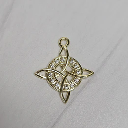 COLGANTE NUDO DE BRUJA 25MM CIRCÓN ENCH.ORO