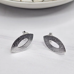BASE OVALADA CALADA 18MM ENCH.PLATA