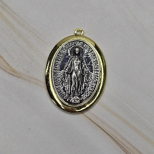 COLGANTE VIRGEN DE LOS RAYOS ANCHA 36MM E. DE ORO Y E. DE PLATA ENVEJECIDA