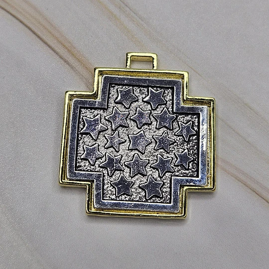 COLGANTE CRUZ DEL EQUILIBRIO ESTRELLADA 36MM E. DE ORO Y E. DE PLATA ENVEJECIDA