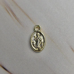 MINI MEDALLA OVALADA SAN BENITO 12MM ENCH.ORO