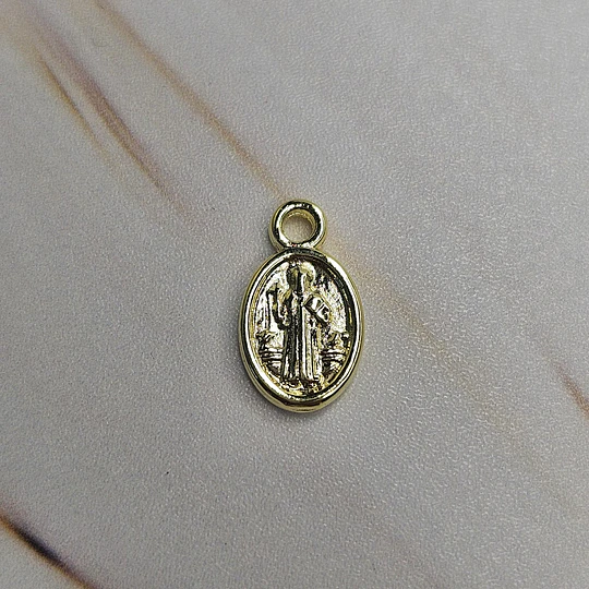 MINI MEDALLA OVALADA SAN BENITO 12MM ENCH.ORO