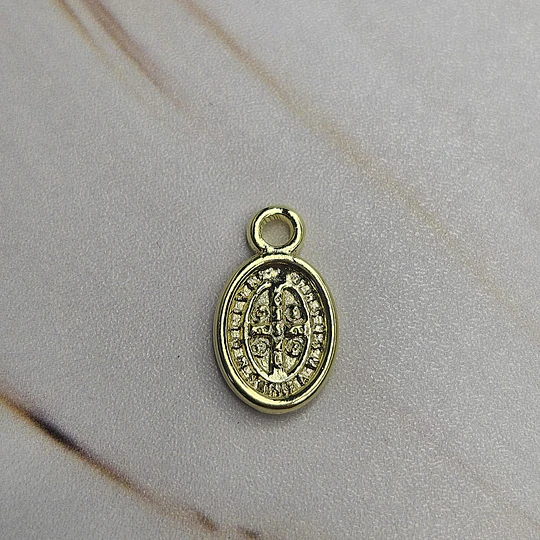 MINI MEDALLA OVALADA SAN BENITO 12MM ENCH.ORO