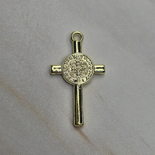 COLGANTE CRUZ SAN BENITO 23MM ENCH.ORO