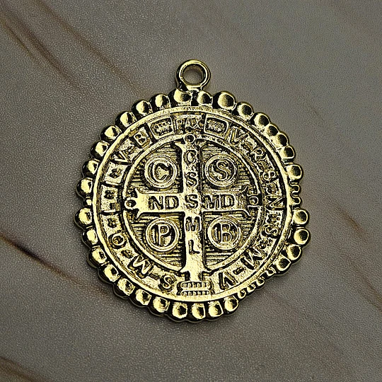 COLGANTE SAN BENITO IRREGULAR TEXTURIZADO 32MM ENCH.ORO