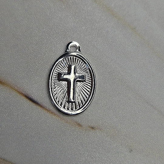 MEDALLA OVALADA CRUZ 15MM ENCH.PLATA