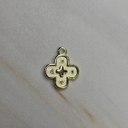 MINI CRUZ RELIEVE 13MM ENCH.ORO