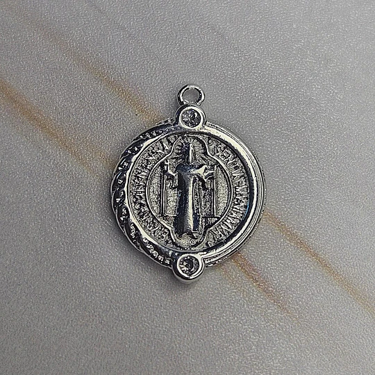 COLGANTE SAN BENITO CIRCÓN 28MM ENCH.PLATA