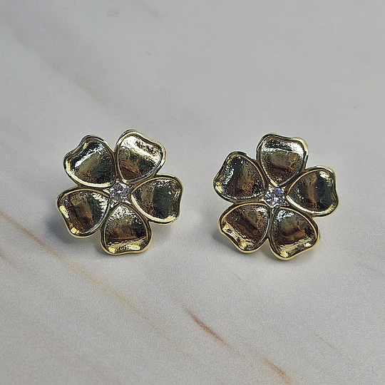 AROS FLOR FRANGIPANI CIRCÓN 16MM ENCH.ORO
