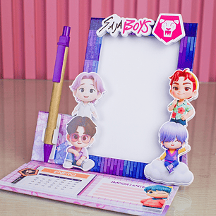 Diseños Plantillas Calendario Porta Foto Saja Boys 2026 Archivos PDF y Studio