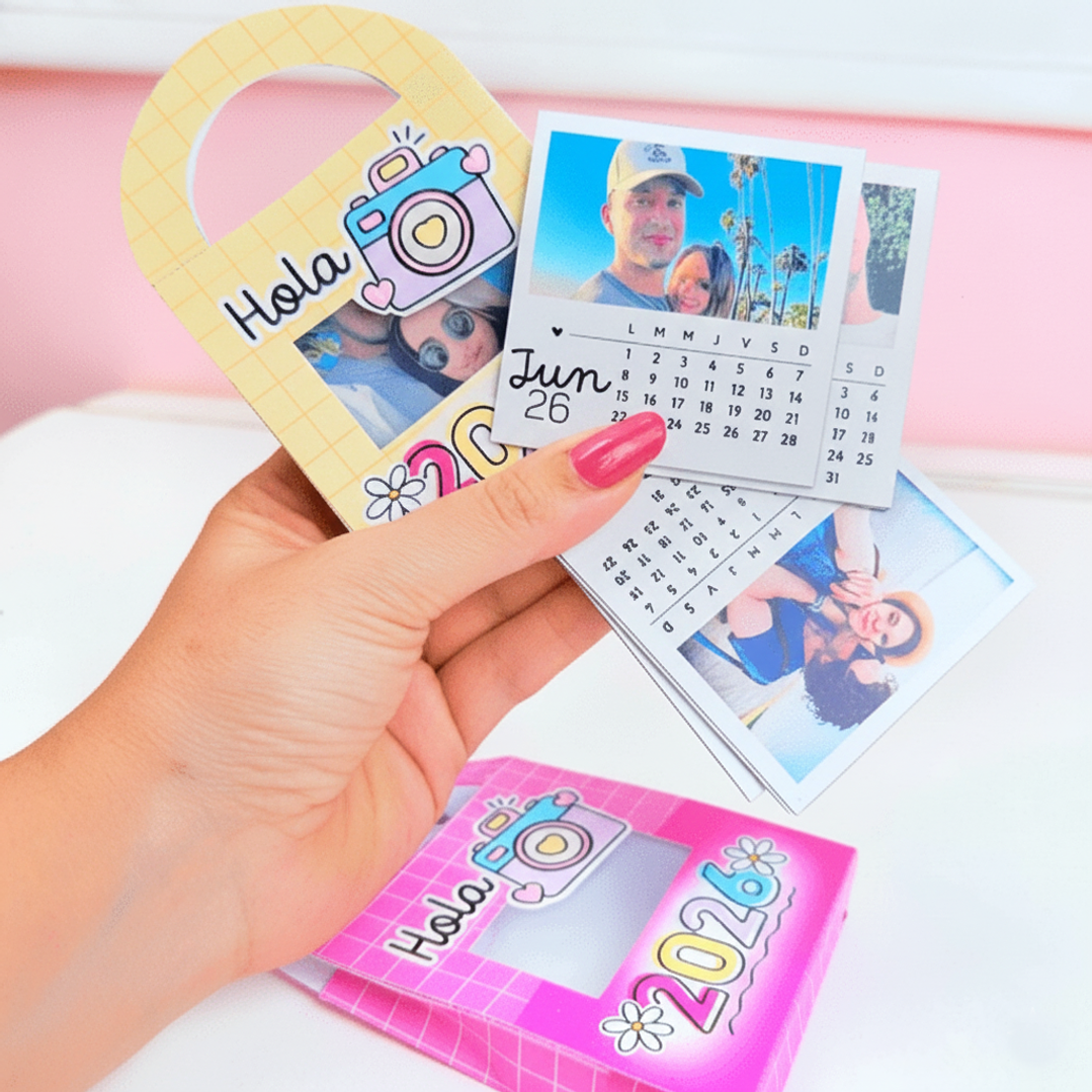 Diseños Plantillas Calendario Polaroid En Canva Con Bolsita 2026 Archivos Power Point y PDF 1