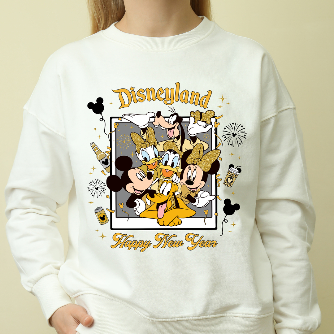 10 Diseños Plantillas Camisa Poleras Disney Año Nuevo 2026 Archivos PNG 5