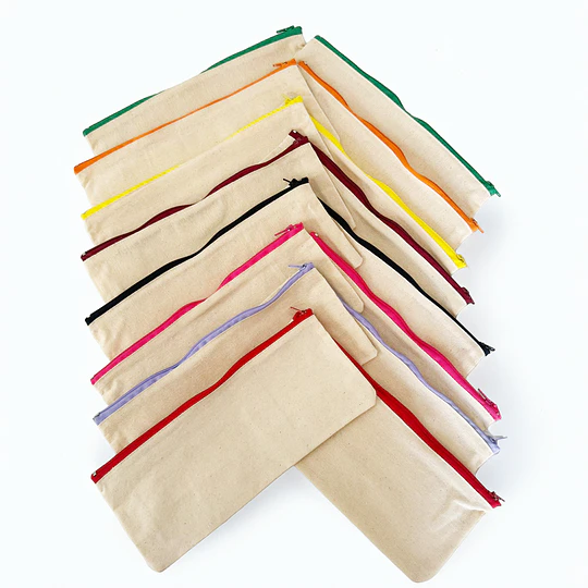 Estuche simple de crea algodón . Cierre color Naranjo (24x10 cm.)