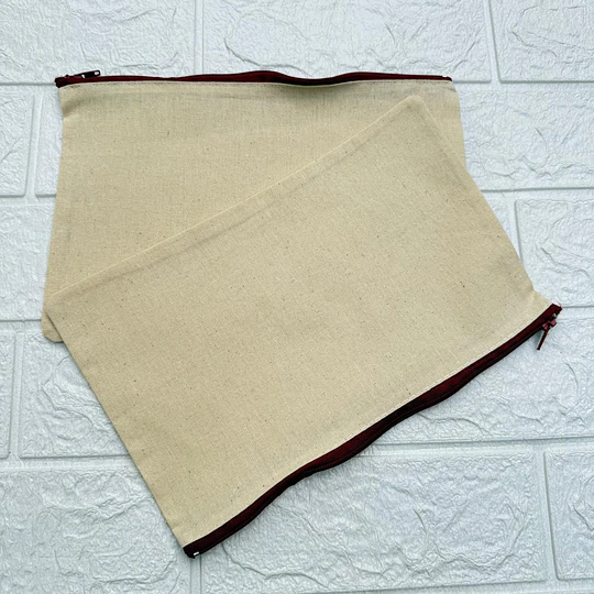 Estuche grande de crea algodón . Cierre color Rojo Vino (24x16 cm.)