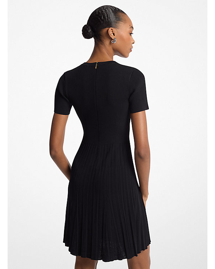 Vestido manga corta tejido 