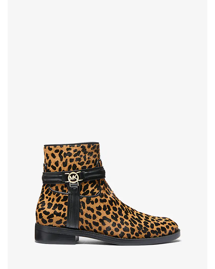 Bota de Pelo con Estampado de Leopardo 
