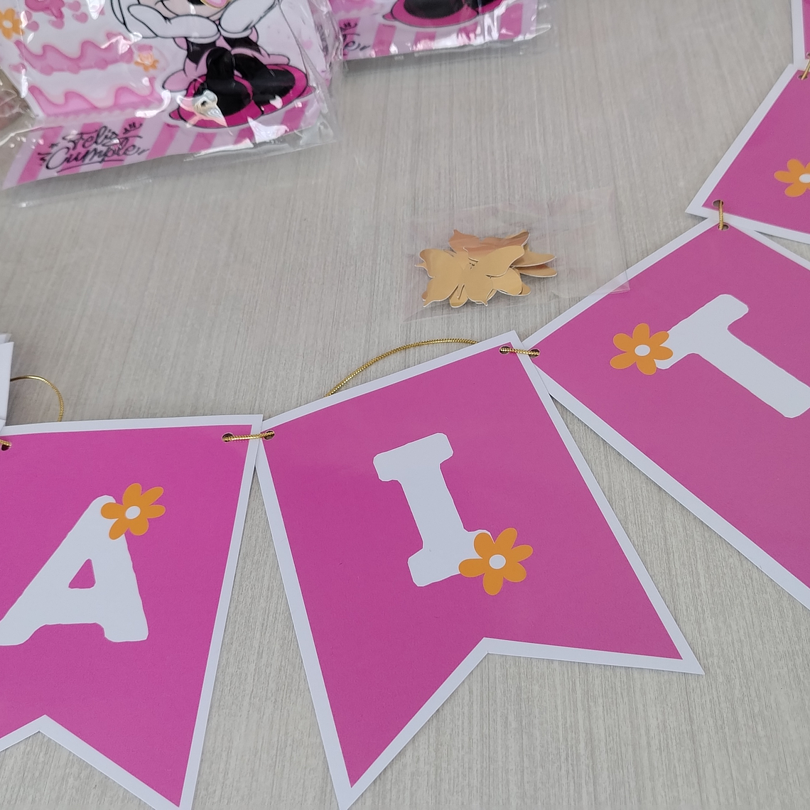 Banderín con nombre 1