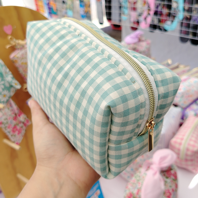 Cosmetiquero Mediano DISPONIBLES 5