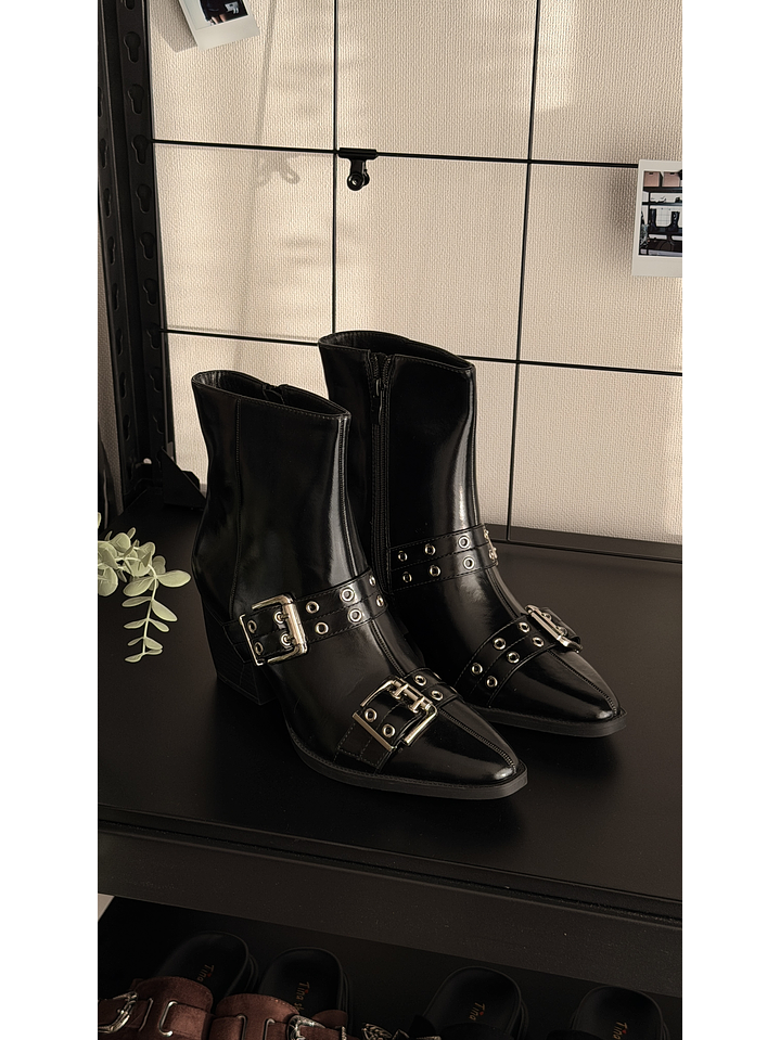 Botas bajas suel negro 028 3