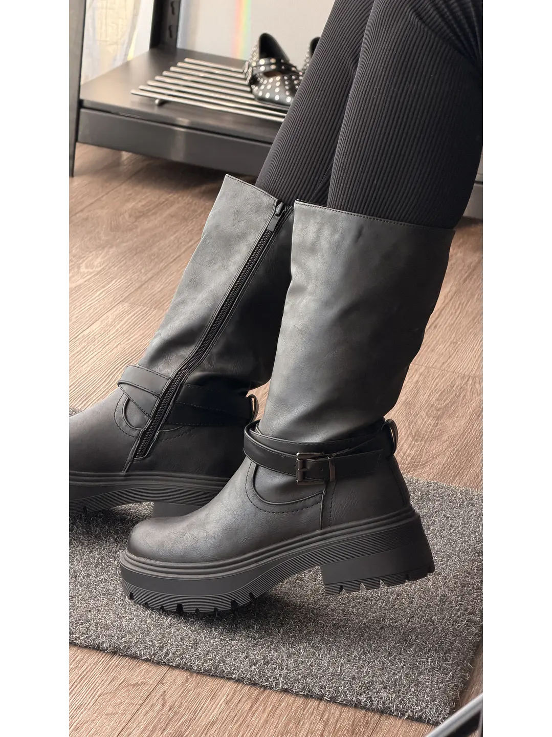 Botas bajas suel negro 2680 4