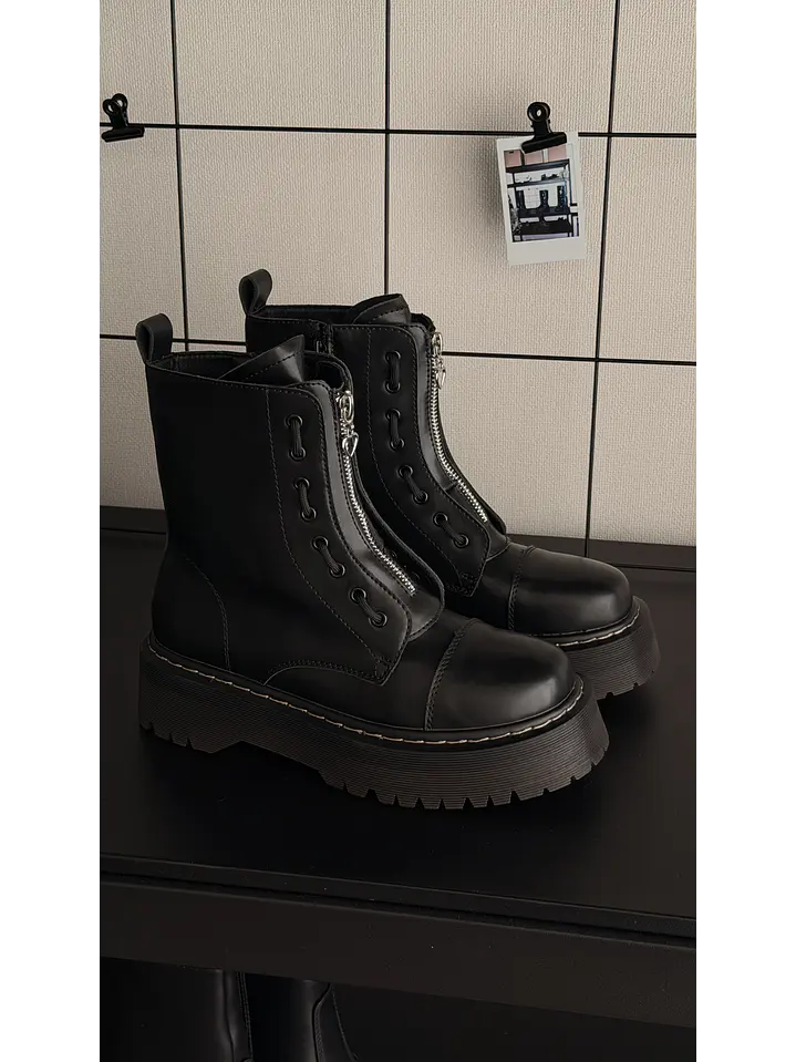 Bota suel negro Nara 5