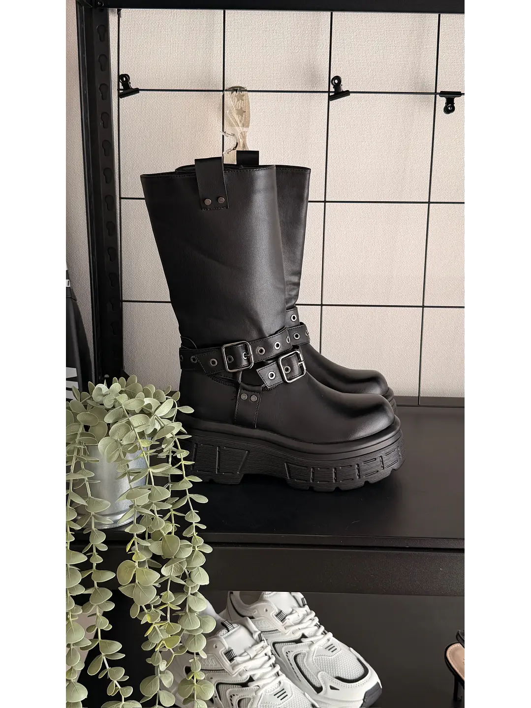 Botas altas suel negro Mila 3